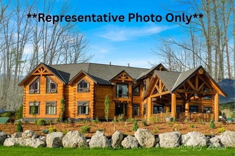 384 Woodgate Drive active home in South Mountain Peaks, Bostic, NC