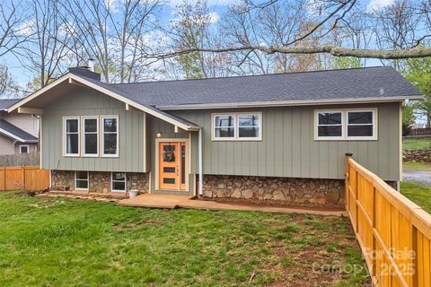 917 W Chapel Road sold home in Gay Green, Asheville, NC
