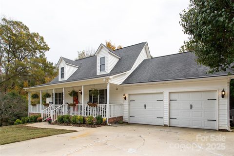 1735 Kallaramo Road sold home in Matthews Estates, Rock Hill, SC