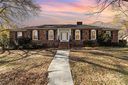 300 Gloucestershire Road sold home in Winston Salem, SC