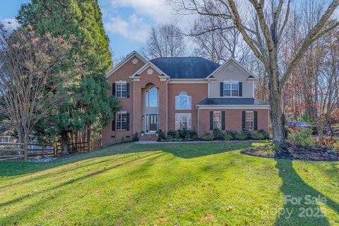 114 Jousters Court sold home in Morrison Cove, Mooresville, NC