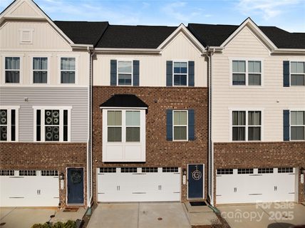 2550 Grantham Place sold townhome in Grantham Place, Fort Mill, SC