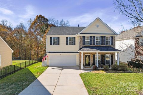 3925 Cascade Drive sold home in Catawba Hills, Gastonia, NC