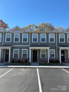127 Villa Lane