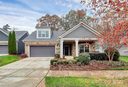 7933 Parknoll Drive sold home in Huntersville, SC