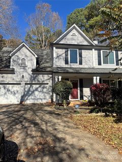 7605 Hinman Circle