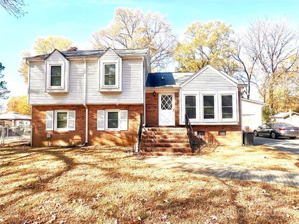 2708 Johnny Reb Lane sold home in Taragate Farms, Charlotte, NC