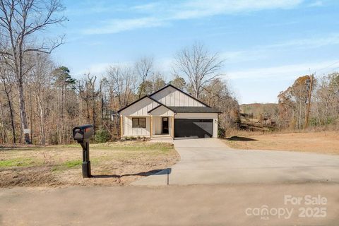 231 Tennessee Trail sold home in Gallagher Trails, Lincolnton, NC
