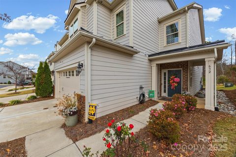 632 Amber Meadows Way sold townhome in Cameron Creek, Tega Cay, SC