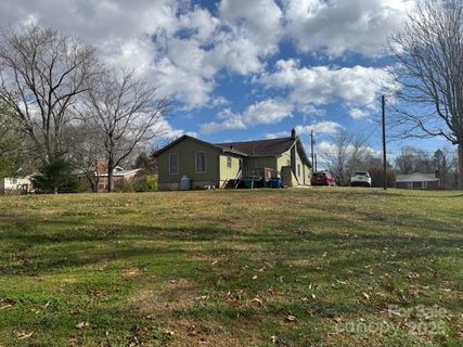 25 Highland Street active lot in White Oak, Weaverville, NC