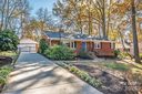 1318 Woodland Drive sold home in Charlotte, SC
