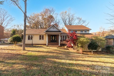 16425 Grapperhall Drive sold home in Breckenridge, Huntersville, NC