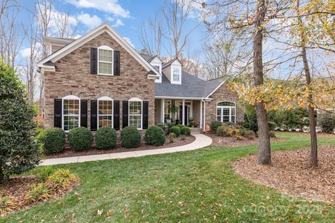 109 Chaska Loop