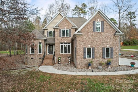 169 Winding Creek Drive sold home in Twin Creek Estates, Troutman, NC