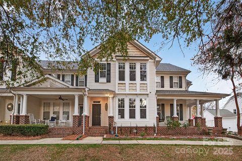 2020 Gable Way Lane sold townhome in Chestnut Oaks, Matthews, NC