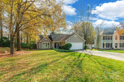 2418 Kirkholm Drive