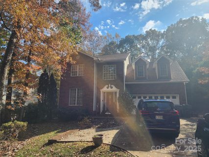 9438 Valley Road