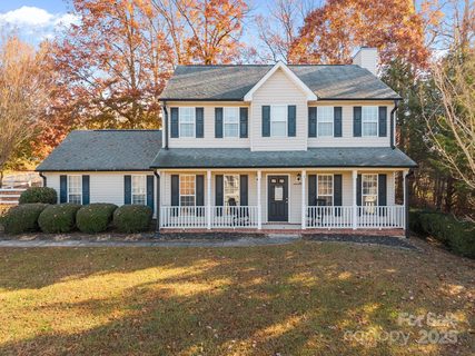 135 Shade Tree Circle