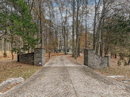 1609 Walden Pond Lane sold home in Walden Pond, Waxhaw, NC