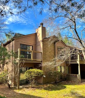 50 Ravencroft Lane active home in Ravencroft Condominiums, Asheville, NC