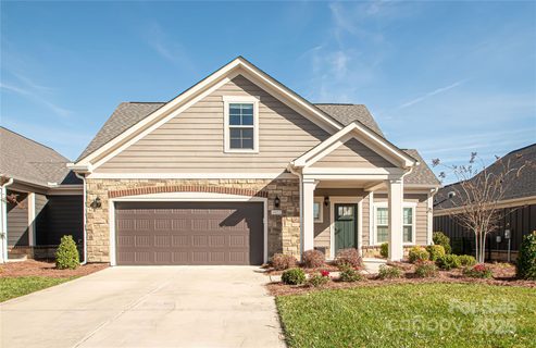 1022 Galloway Drive sold home in The Courtyards On Lawyers Road, Matthews, NC