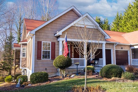 67 Coldwater Lane sold townhome in Shaws Creek Farm, Hendersonville, NC