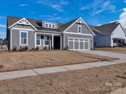 4225 Honey Locust Drive pending home in Cresswind, Charlotte, NC