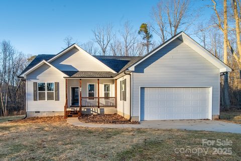 4000 Hoke Street sold home in Woodland Oaks, Claremont, NC