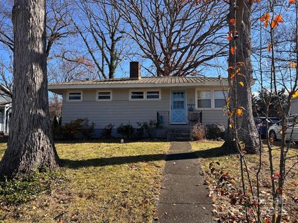 37 Salem Avenue sold home in Jackson Park, Asheville, NC