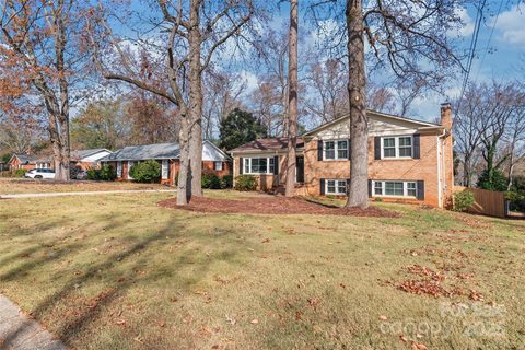 1527 Tamworth Drive