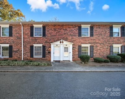 824 6th Street sold condo in Briarbrook, Hickory, NC