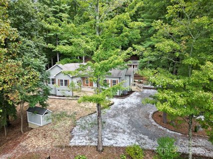 261 Lone Laurel Trail sold home in Lone Laurel, Hendersonville, NC