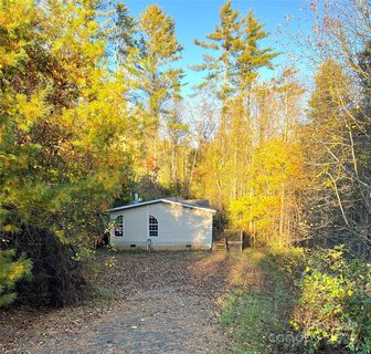 6 Woodland Street