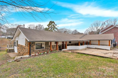 156 Hazelton Loop sold home in Regency Lake Village, Mooresville, NC