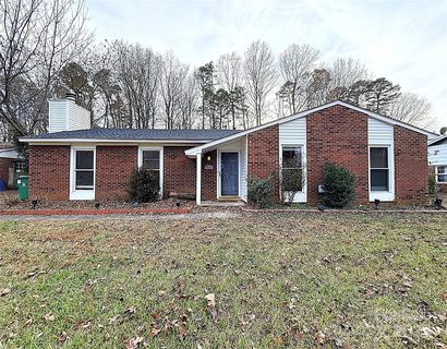 6401 Round Hill Road