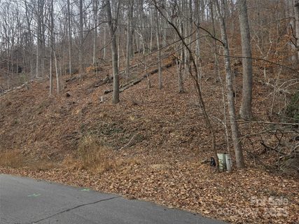 9999 E Sondley Drive sold home in Sondley Estates, Asheville, NC