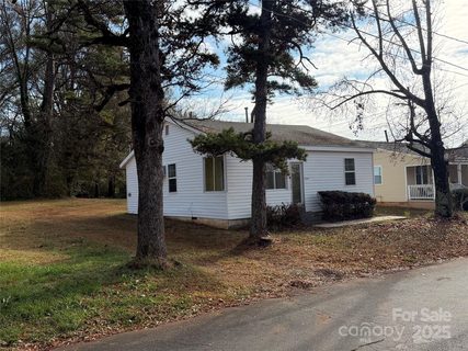 2505 Moreland Street sold home in Carr Heights, Charlotte, NC