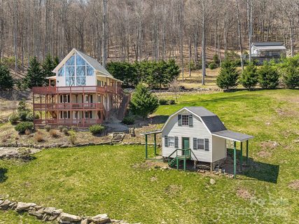 575 Twin Brook Drive active home in M O Brannon, Waynesville, NC