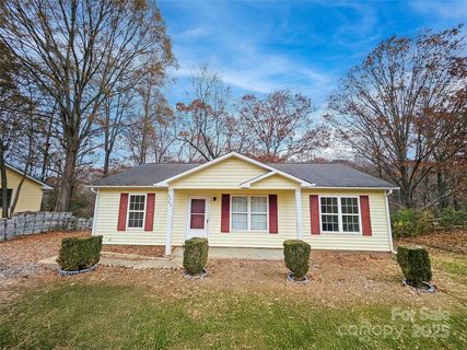2603 Bobwhite Circle sold home in Greenbrook, Wingate, NC