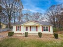 2603 Bobwhite Circle sold home in Wingate, SC
