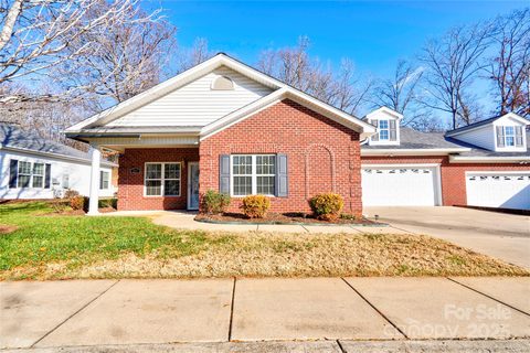 217 Crystal Springs Lane sold townhome in Crystal Springs Estates, Shelby, NC