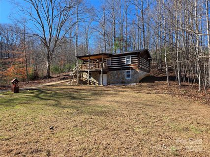 536 Hickory Springs Road sold home in Cherry Hollow, Burnsville, NC