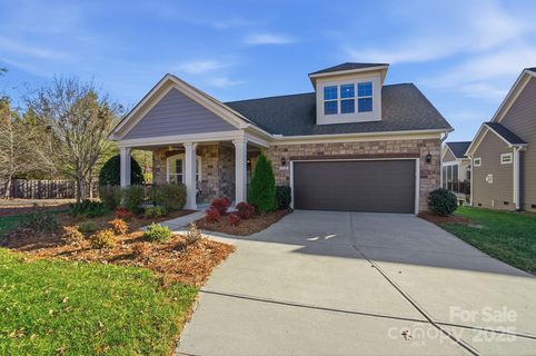 1720 Traditions Court sold home in The Courtyards At Wesley Chapel, Waxhaw, NC