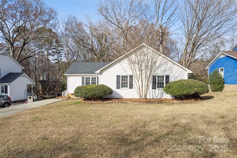 709 Bellows Lane sold home in Timberlake, Charlotte, NC