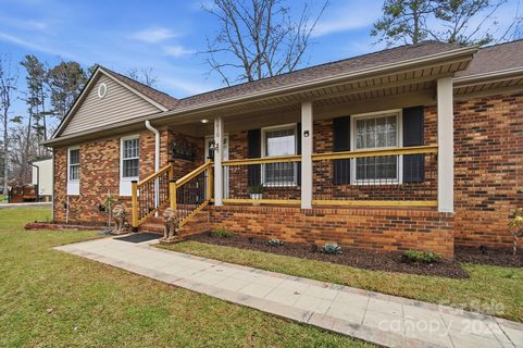 1610 Windyrush Lane sold home in Kingswood South, Gastonia, NC