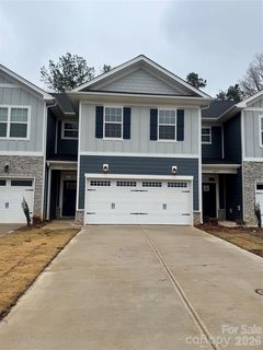 4013 Port Richmond Avenue sold townhome in Pine Trace, Gastonia, NC