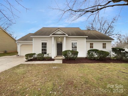 5751 Ebley Lane sold home in Lynton Place, Charlotte, NC