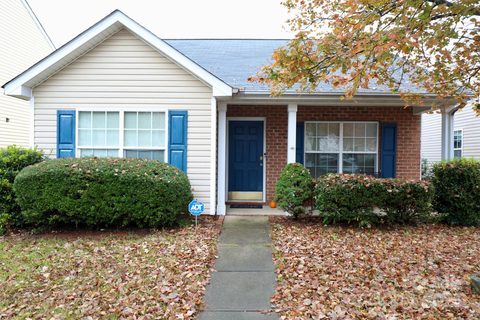 1576 Arborgate Drive active home in Amber Ridge, Rock Hill, SC