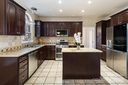 4806 Hickory Glen Drive sold home in Matthews, SC