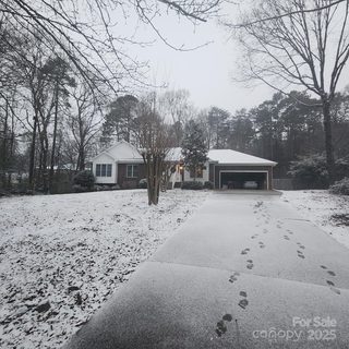 3973 Huntington Court sold home in Forest Hills, Denver, NC